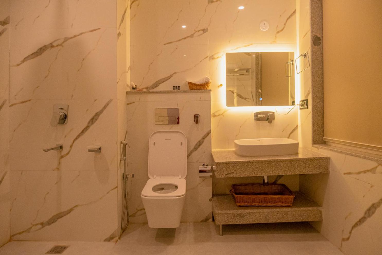 Hotel El Castello Λεχ Εξωτερικό φωτογραφία
