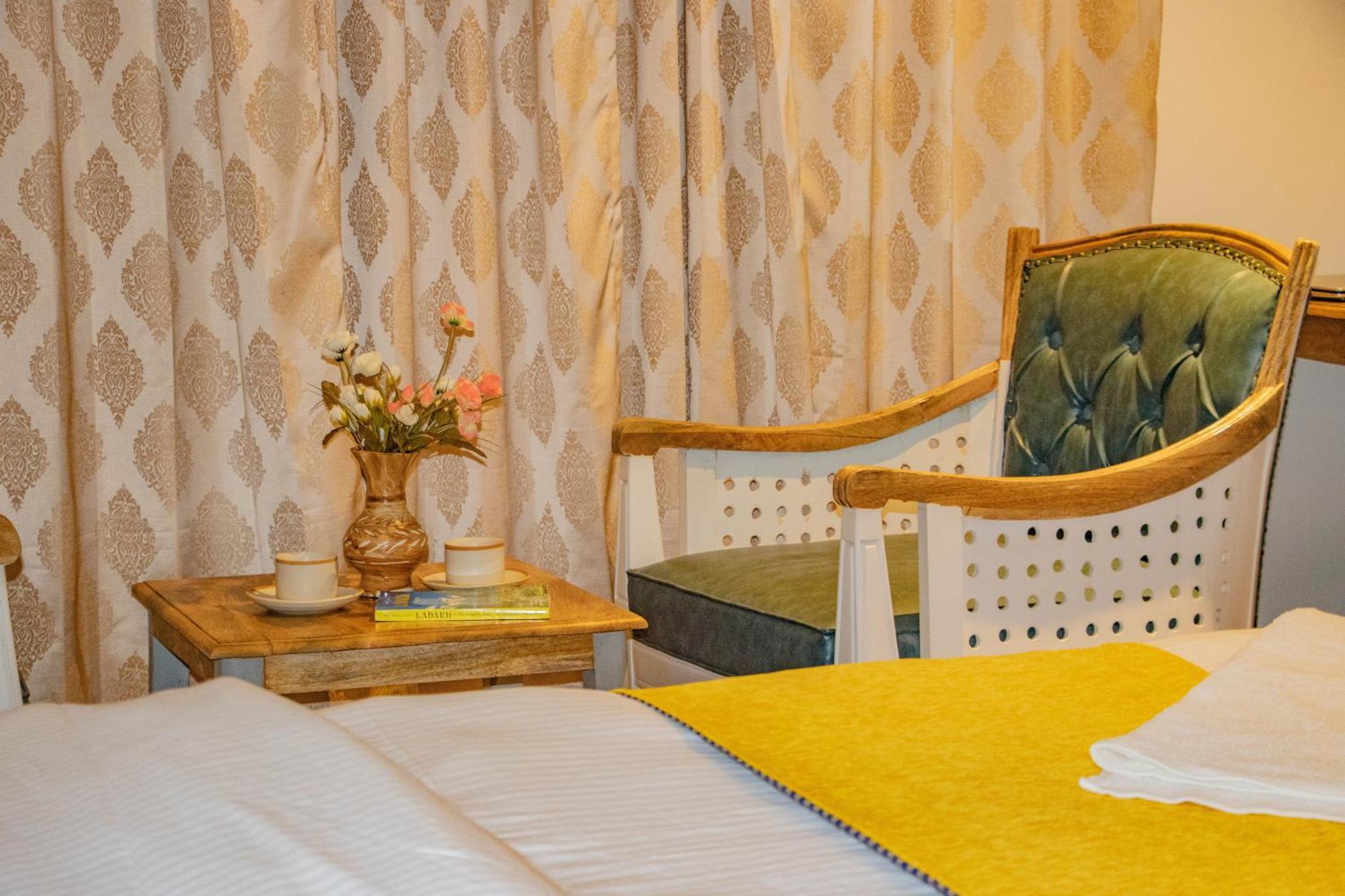 Hotel El Castello Λεχ Εξωτερικό φωτογραφία