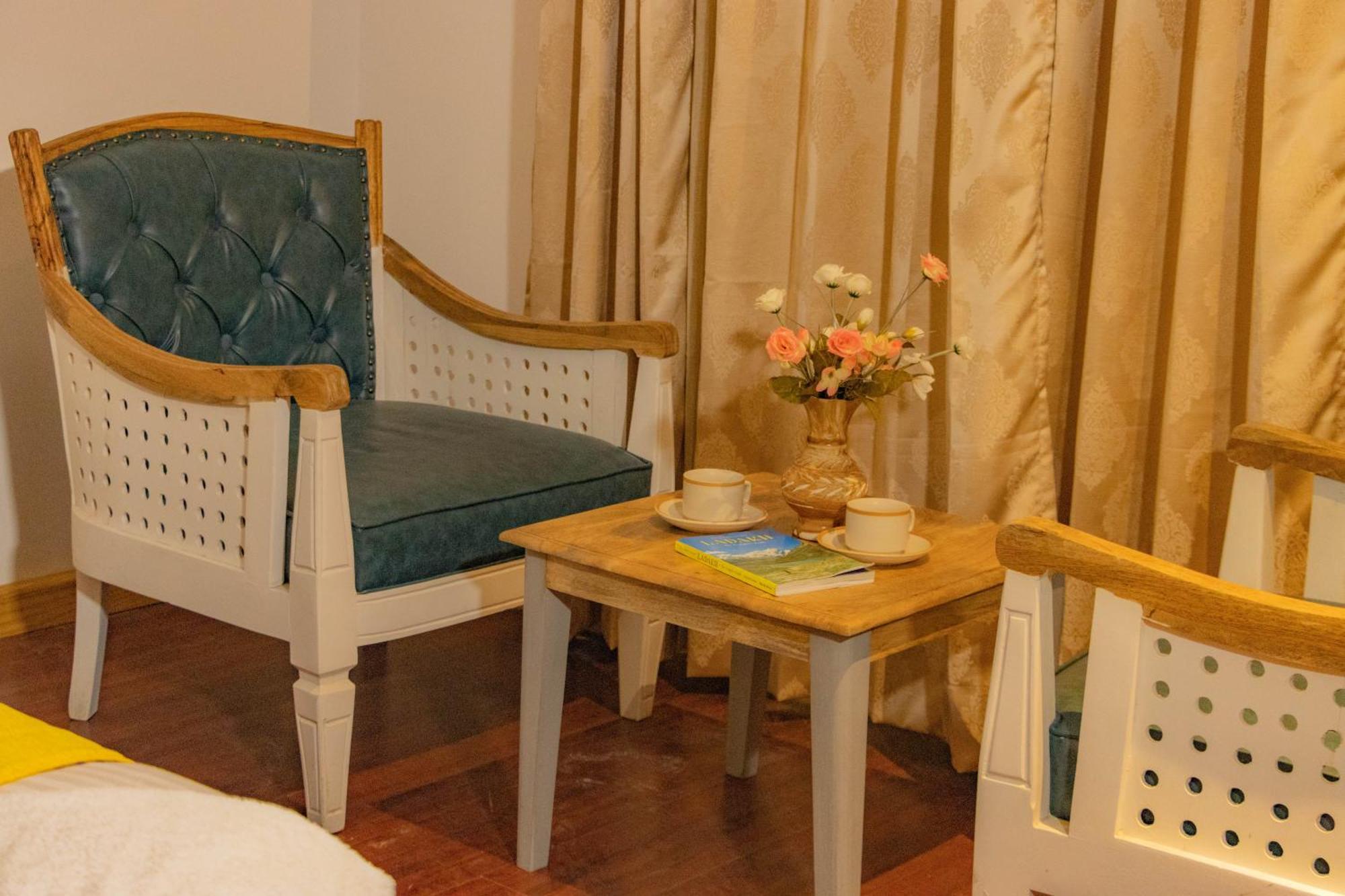 Hotel El Castello Λεχ Εξωτερικό φωτογραφία