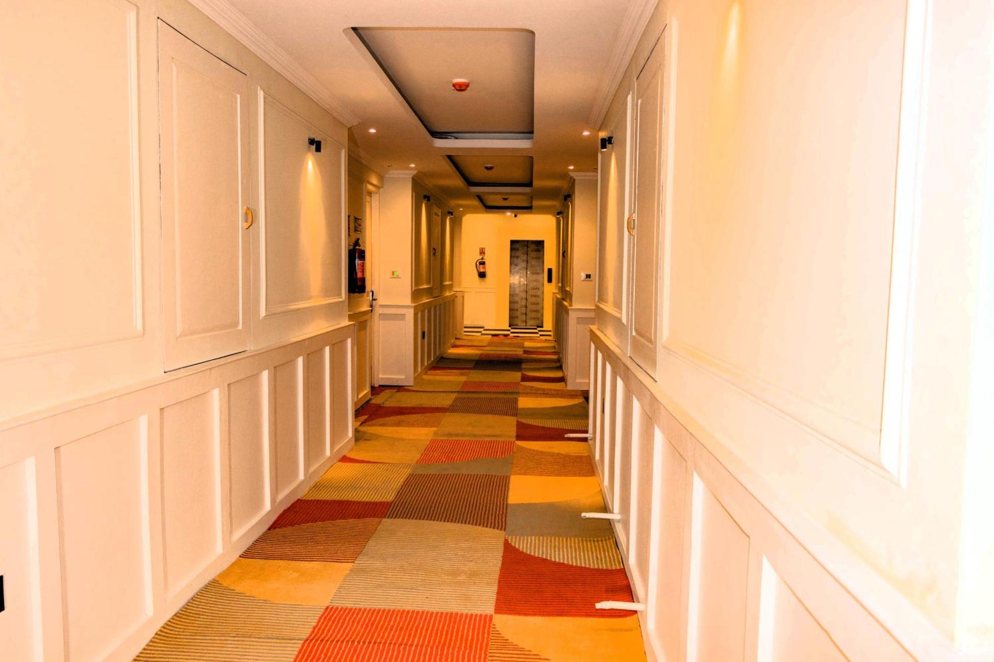 Hotel El Castello Λεχ Εξωτερικό φωτογραφία