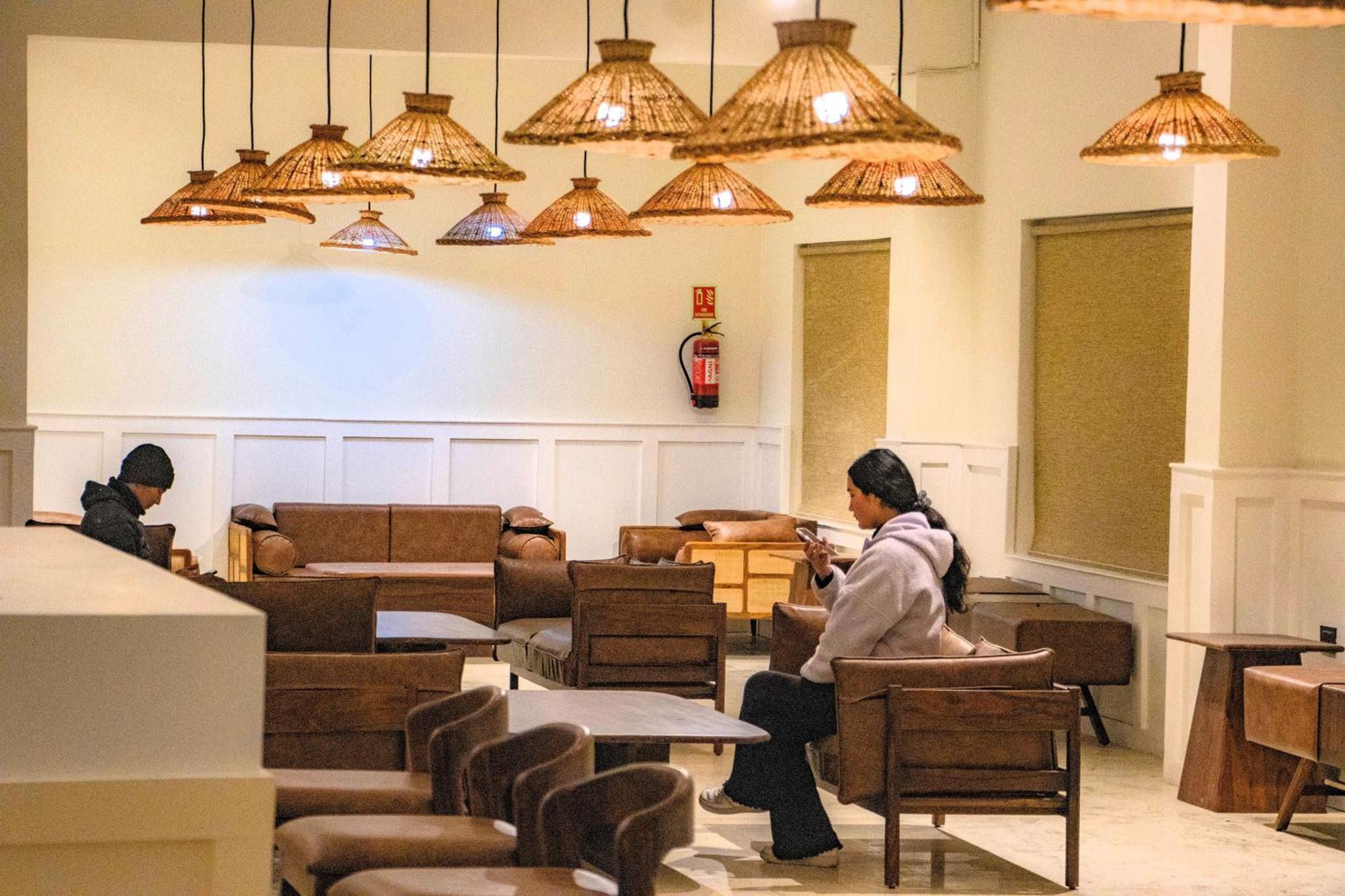 Hotel El Castello Λεχ Εξωτερικό φωτογραφία